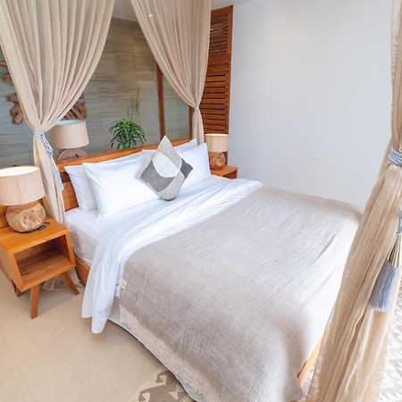 Villa Kaliente Toyapakeh Ngoại thất bức ảnh
