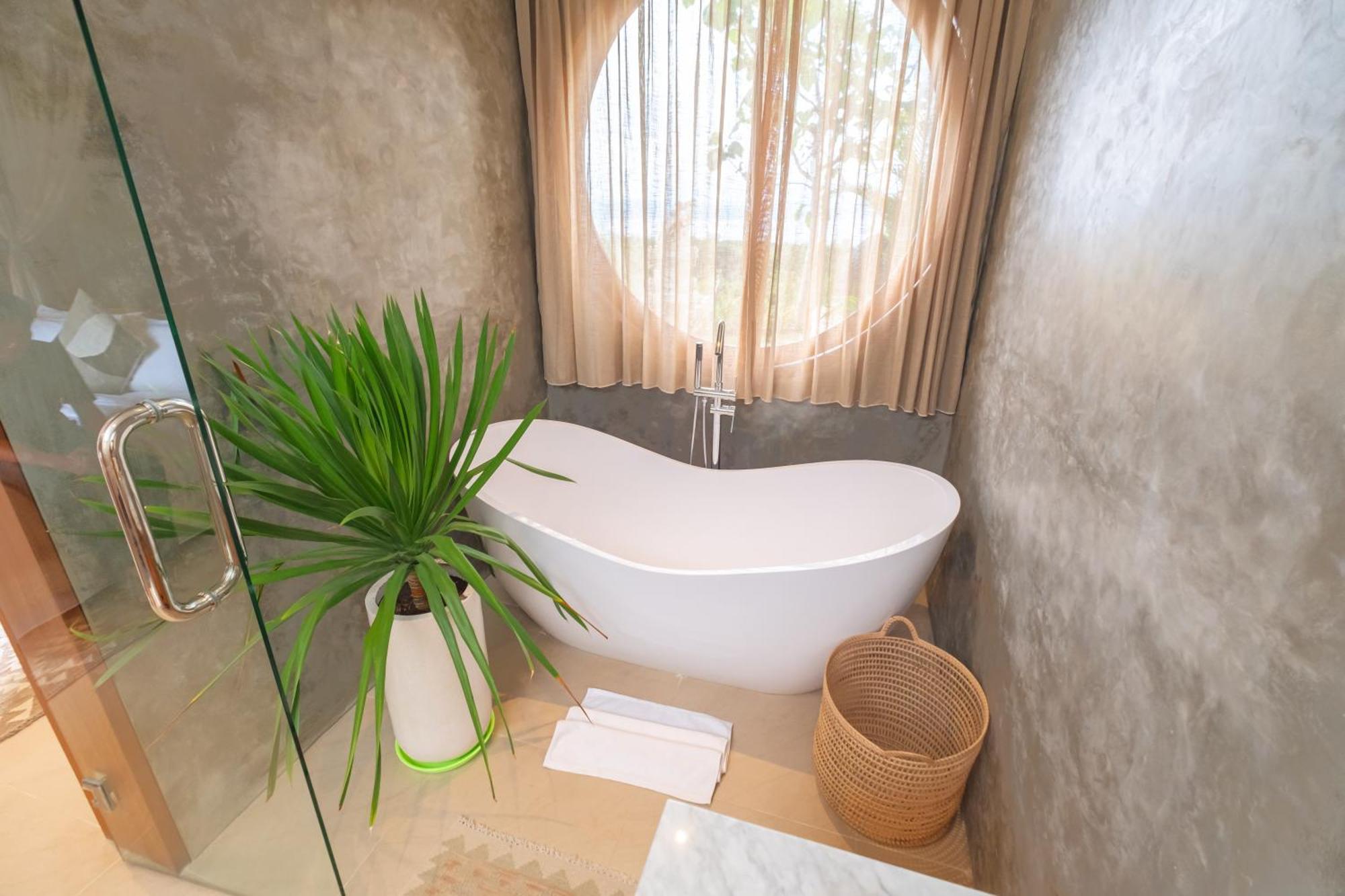 Villa Kaliente Toyapakeh Ngoại thất bức ảnh