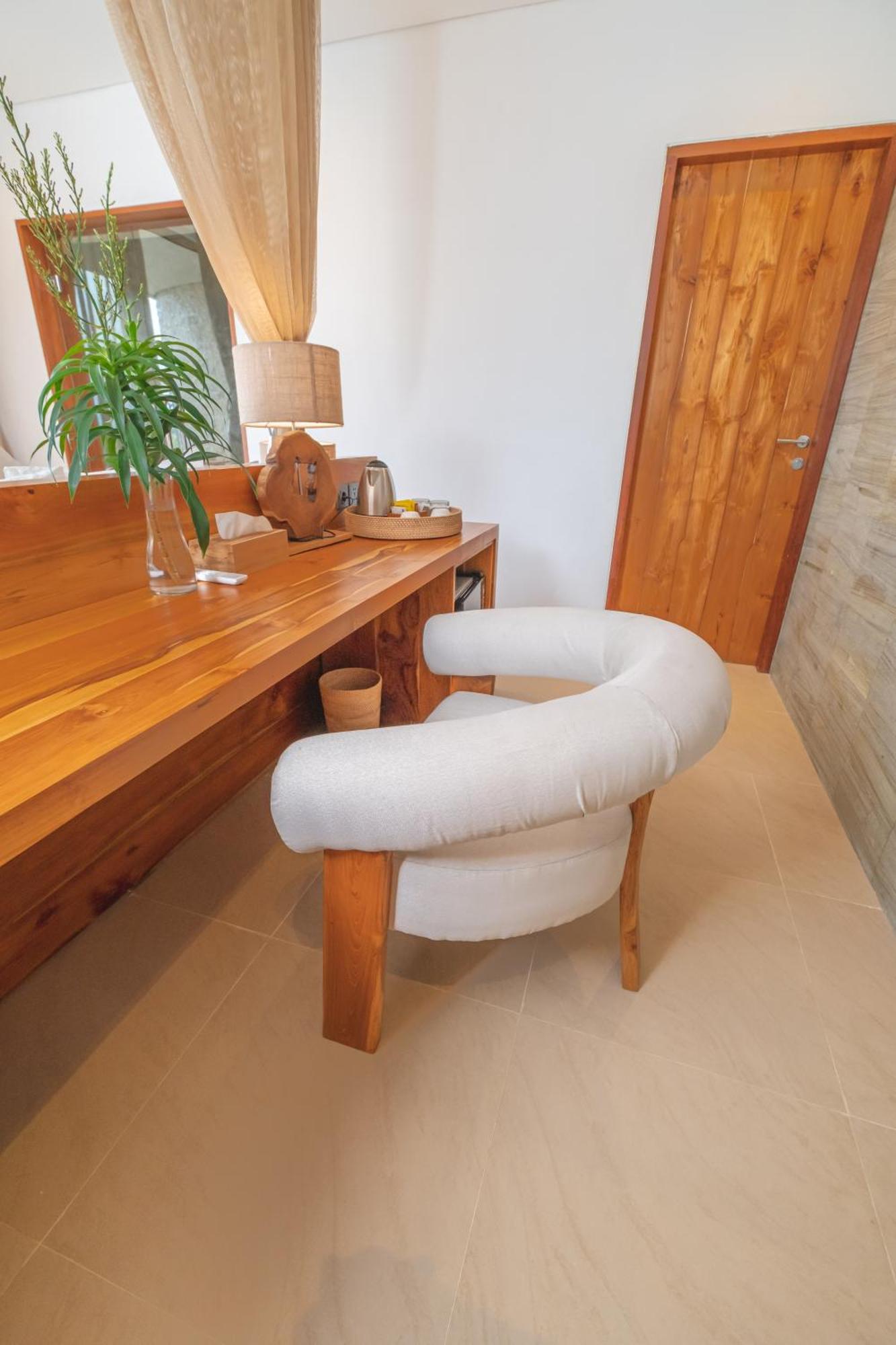 Villa Kaliente Toyapakeh Ngoại thất bức ảnh