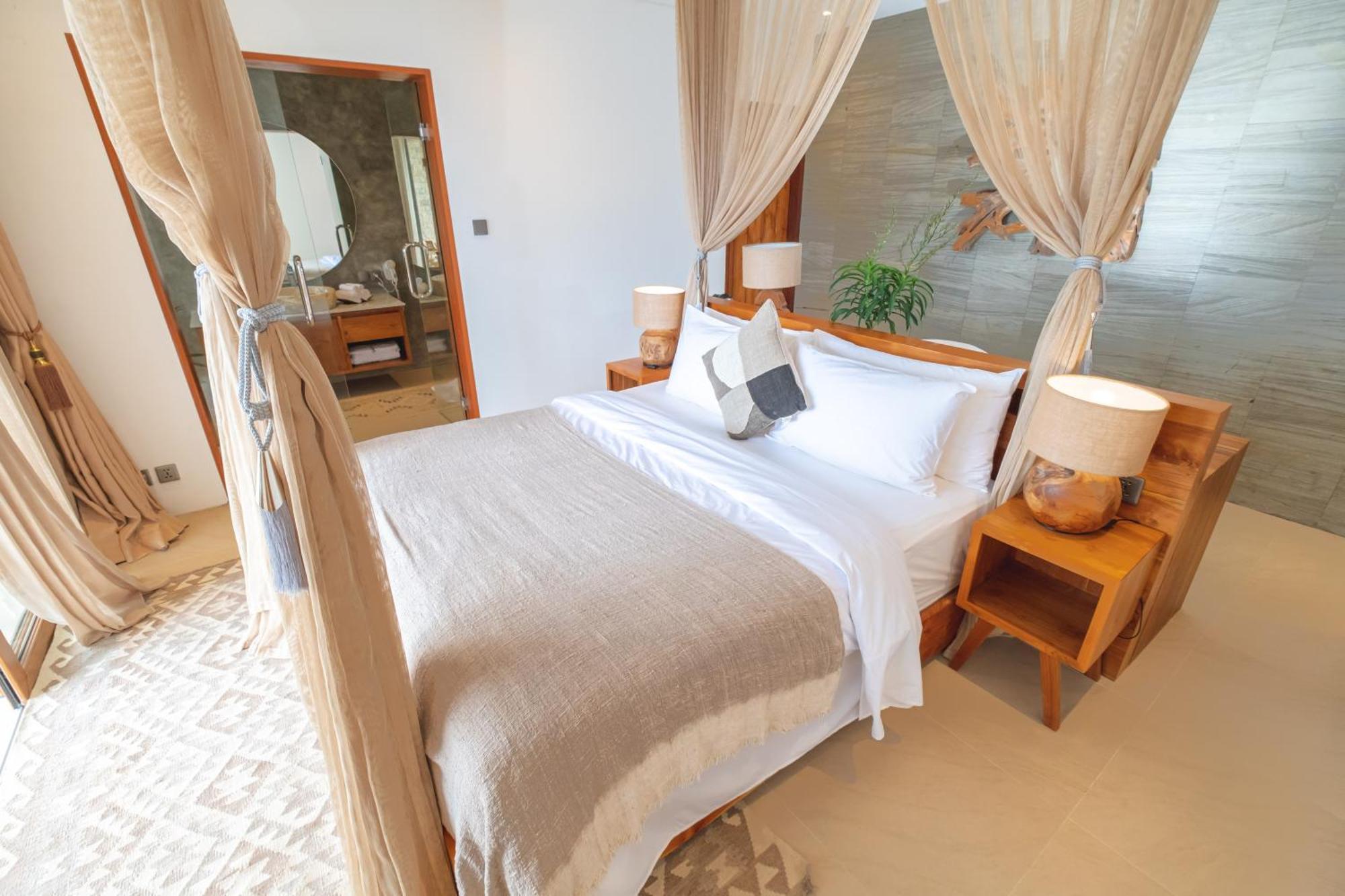 Villa Kaliente Toyapakeh Ngoại thất bức ảnh