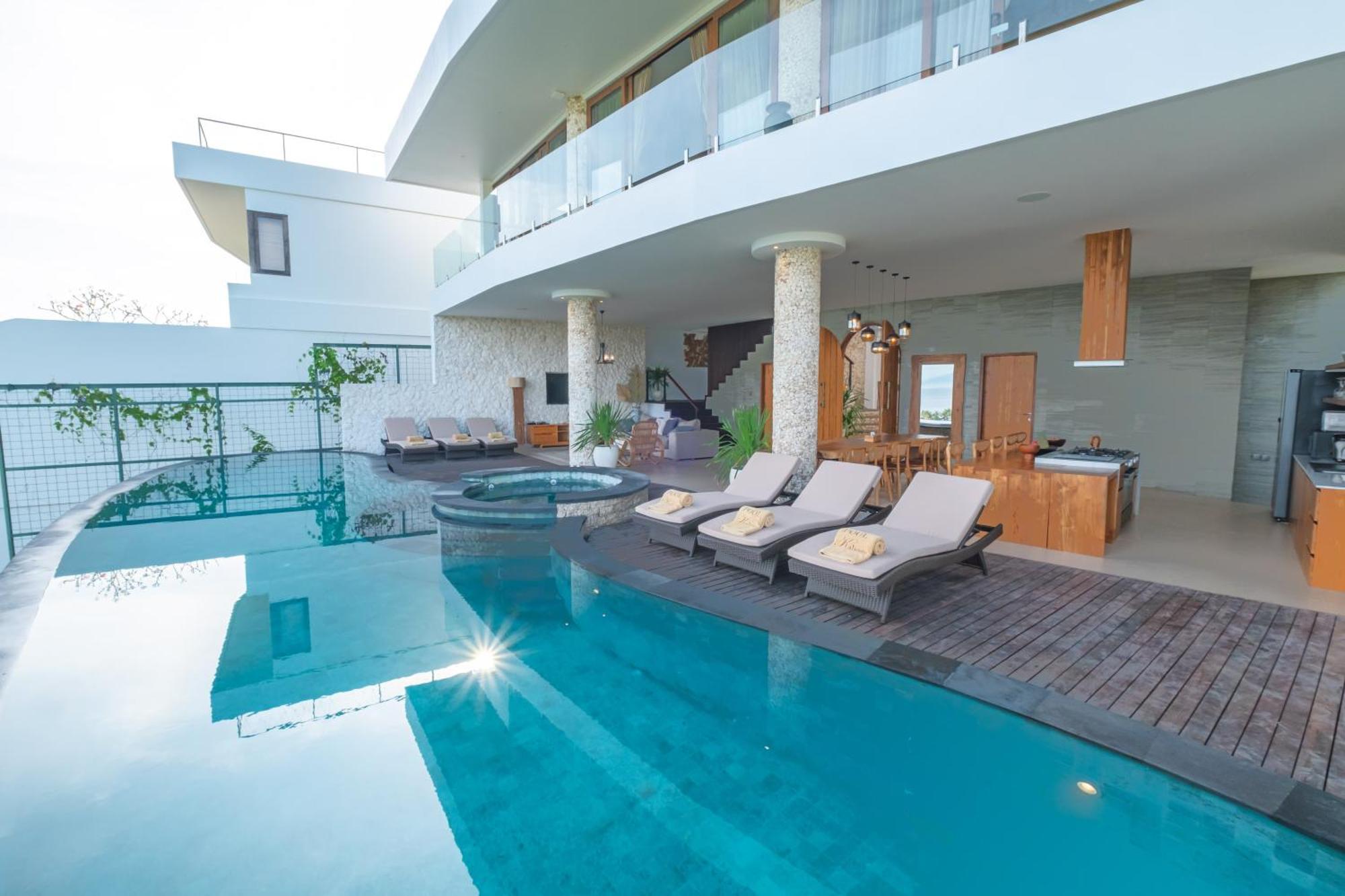Villa Kaliente Toyapakeh Ngoại thất bức ảnh